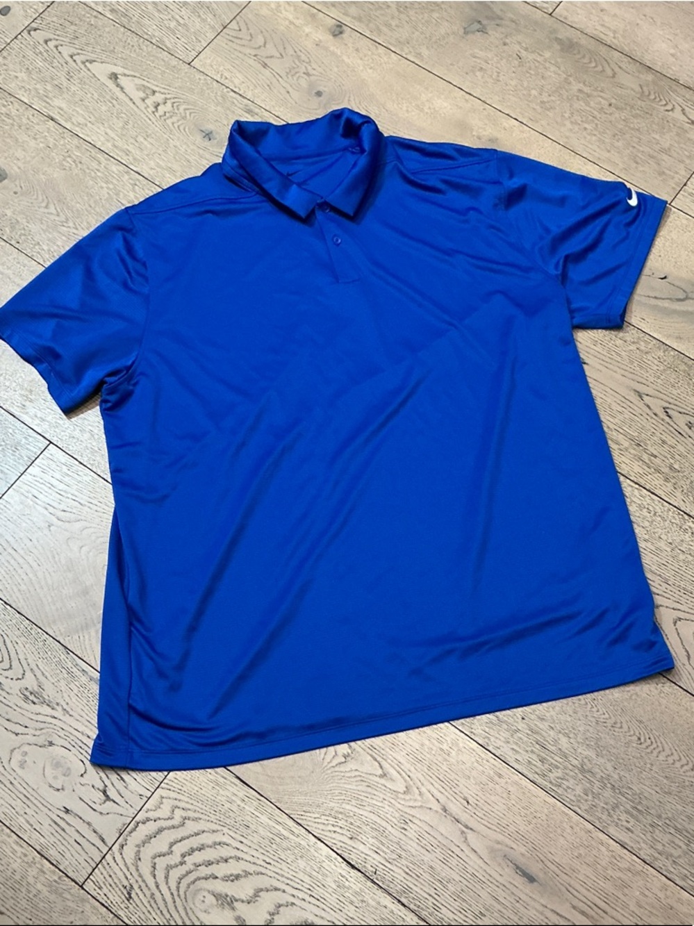 Men’s Nike royal blue short sleeve polo shirt. XXL. Barely worn! Nice!